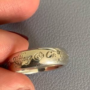 Tiffany & Co Notes Ring